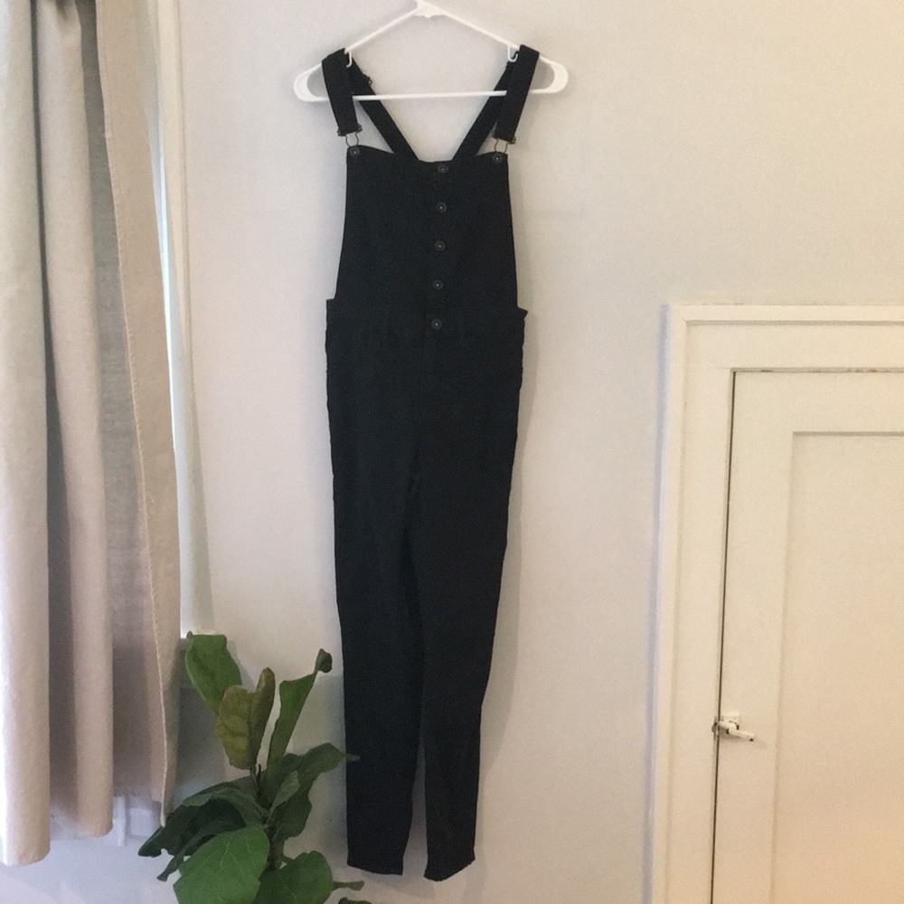 H&M DIVIDED black overalls